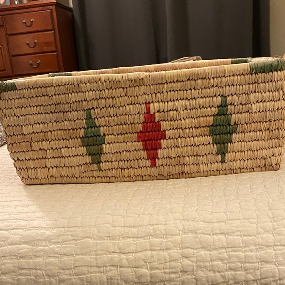 Handwoven Natural and Green Straw Basket - Picture 3 of 4